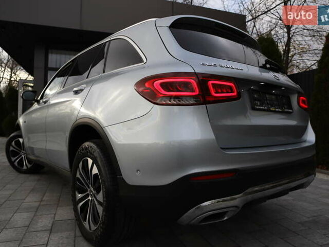 Чорний Мерседес ГЛЦ-Клас, об'ємом двигуна 1.99 л та пробігом 99 тис. км за 44899 $, фото 59 на Automoto.ua