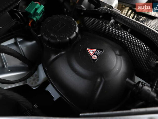 Чорний Мерседес ГЛЦ-Клас, об'ємом двигуна 1.99 л та пробігом 99 тис. км за 44899 $, фото 106 на Automoto.ua