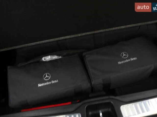 Чорний Мерседес ГЛЦ-Клас, об'ємом двигуна 1.99 л та пробігом 99 тис. км за 44899 $, фото 91 на Automoto.ua