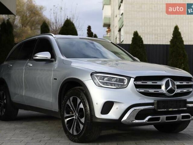 Чорний Мерседес ГЛЦ-Клас, об'ємом двигуна 1.99 л та пробігом 99 тис. км за 44899 $, фото 29 на Automoto.ua