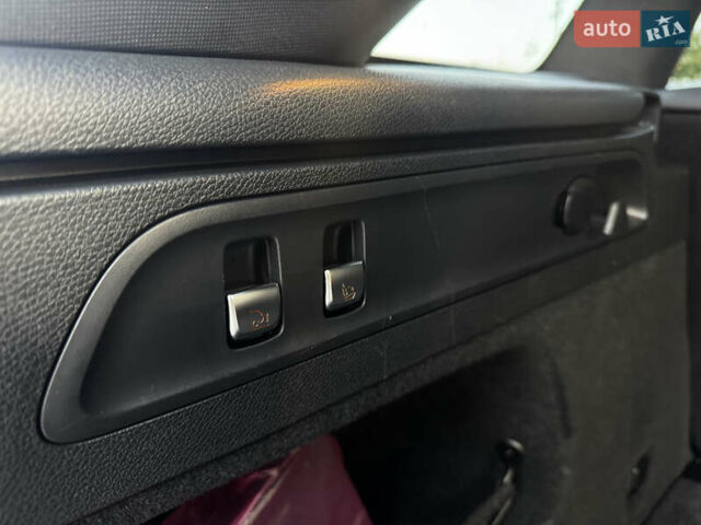 Чорний Мерседес ГЛЦ-Клас, об'ємом двигуна 3 л та пробігом 26 тис. км за 48900 $, фото 38 на Automoto.ua