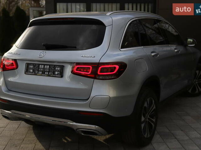 Чорний Мерседес ГЛЦ-Клас, об'ємом двигуна 1.99 л та пробігом 99 тис. км за 44899 $, фото 48 на Automoto.ua