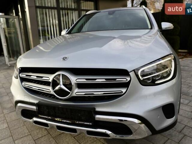 Чорний Мерседес ГЛЦ-Клас, об'ємом двигуна 1.99 л та пробігом 99 тис. км за 44899 $, фото 14 на Automoto.ua