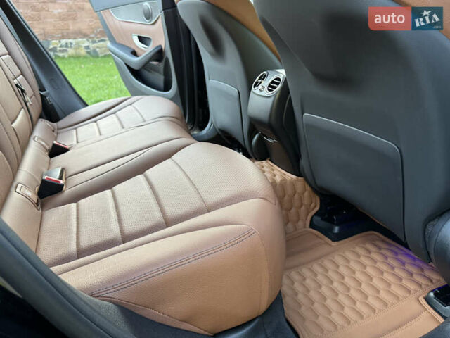 Черный Мерседес ГЛЦ-Класс, объемом двигателя 2 л и пробегом 50 тыс. км за 63950 $, фото 69 на Automoto.ua