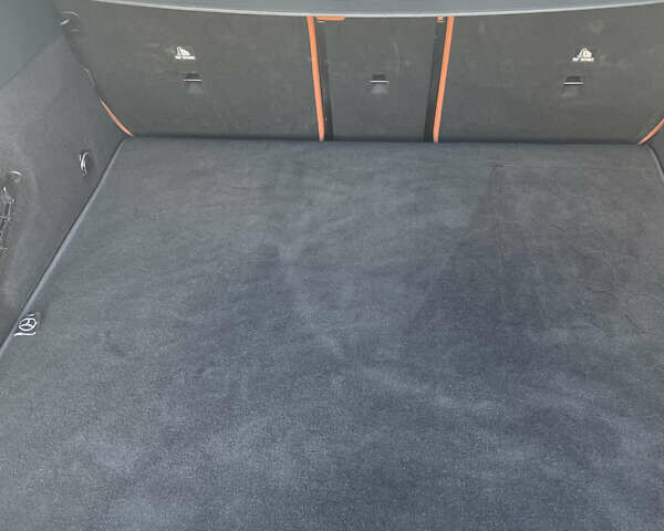 Чорний Мерседес ГЛЦ-Клас, об'ємом двигуна 1.99 л та пробігом 46 тис. км за 71500 $, фото 34 на Automoto.ua