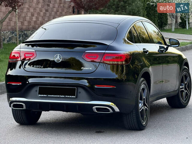 Черный Мерседес ГЛЦ-Класс, объемом двигателя 2 л и пробегом 50 тыс. км за 63950 $, фото 84 на Automoto.ua