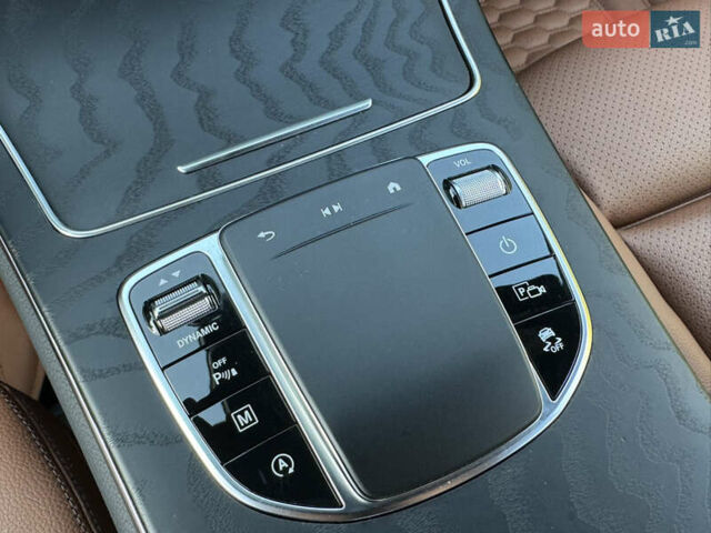 Черный Мерседес ГЛЦ-Класс, объемом двигателя 2 л и пробегом 50 тыс. км за 63950 $, фото 47 на Automoto.ua