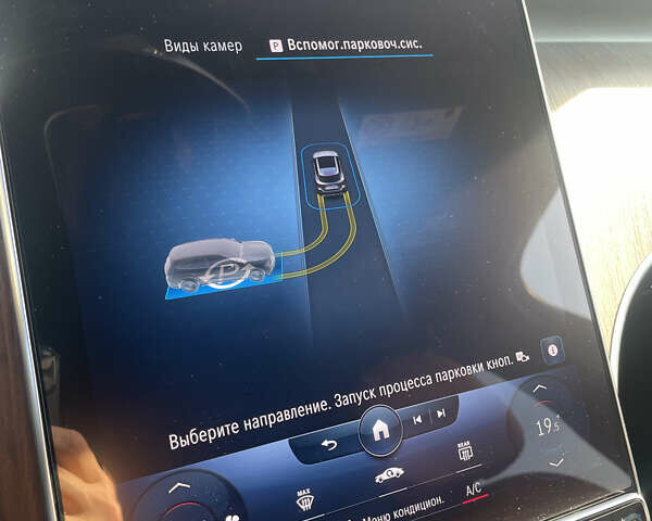 Чорний Мерседес ГЛЦ-Клас, об'ємом двигуна 1.99 л та пробігом 46 тис. км за 71500 $, фото 56 на Automoto.ua