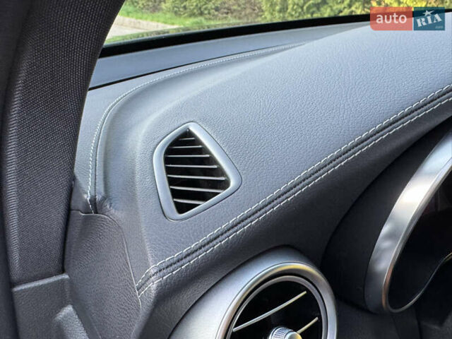 Черный Мерседес ГЛЦ-Класс, объемом двигателя 2 л и пробегом 50 тыс. км за 63950 $, фото 36 на Automoto.ua