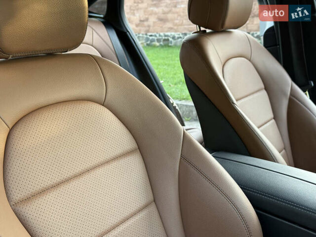 Черный Мерседес ГЛЦ-Класс, объемом двигателя 2 л и пробегом 50 тыс. км за 63950 $, фото 64 на Automoto.ua