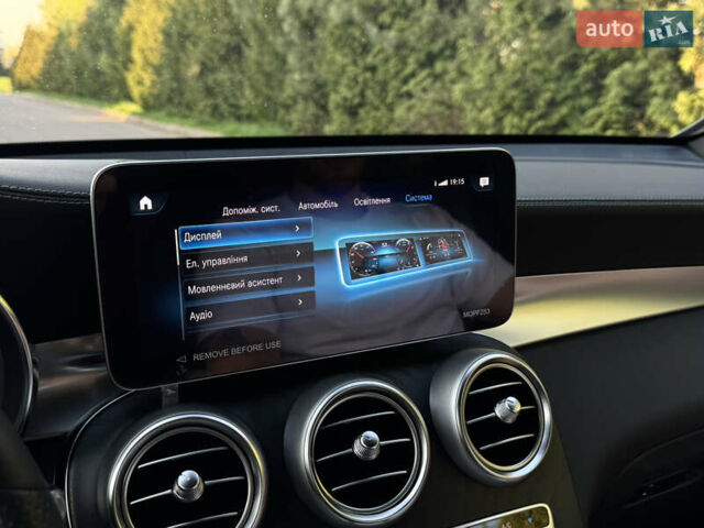 Черный Мерседес ГЛЦ-Класс, объемом двигателя 2 л и пробегом 50 тыс. км за 63950 $, фото 56 на Automoto.ua