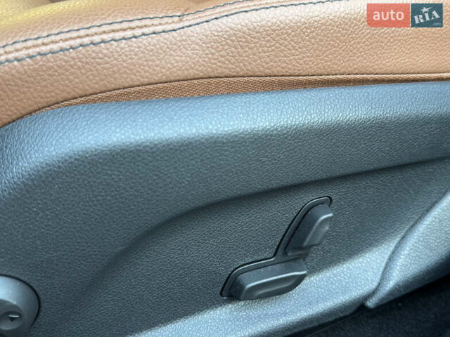 Черный Мерседес ГЛЦ-Класс, объемом двигателя 2 л и пробегом 50 тыс. км за 63950 $, фото 42 на Automoto.ua