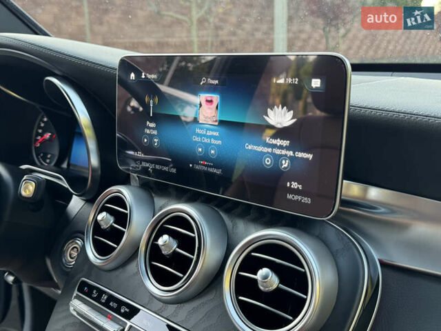 Черный Мерседес ГЛЦ-Класс, объемом двигателя 2 л и пробегом 50 тыс. км за 63950 $, фото 67 на Automoto.ua