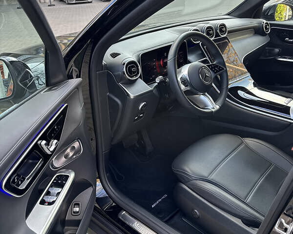 Черный Мерседес ГЛЦ-Класс, объемом двигателя 2 л и пробегом 2 тыс. км за 58900 $, фото 11 на Automoto.ua