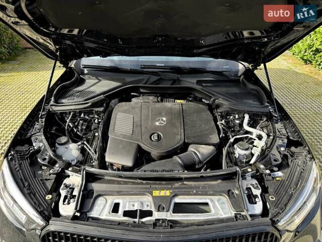 Черный Мерседес ГЛЦ-Класс, объемом двигателя 2 л и пробегом 7 тыс. км за 57000 $, фото 10 на Automoto.ua