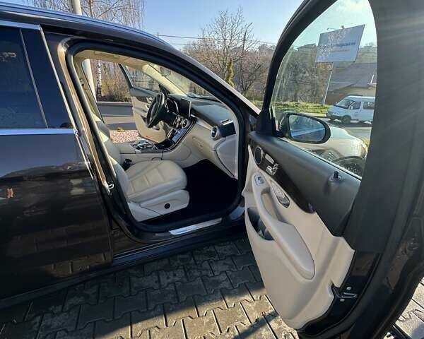 Коричневий Мерседес ГЛЦ-Клас, об'ємом двигуна 1.99 л та пробігом 135 тис. км за 30000 $, фото 13 на Automoto.ua