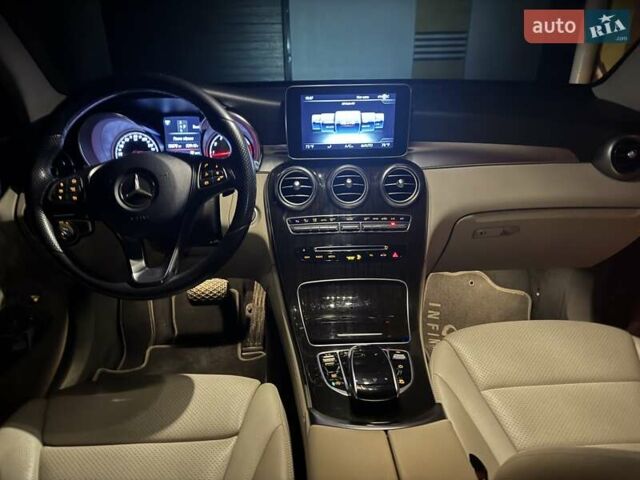 Коричневий Мерседес ГЛЦ-Клас, об'ємом двигуна 1.99 л та пробігом 135 тис. км за 30000 $, фото 16 на Automoto.ua