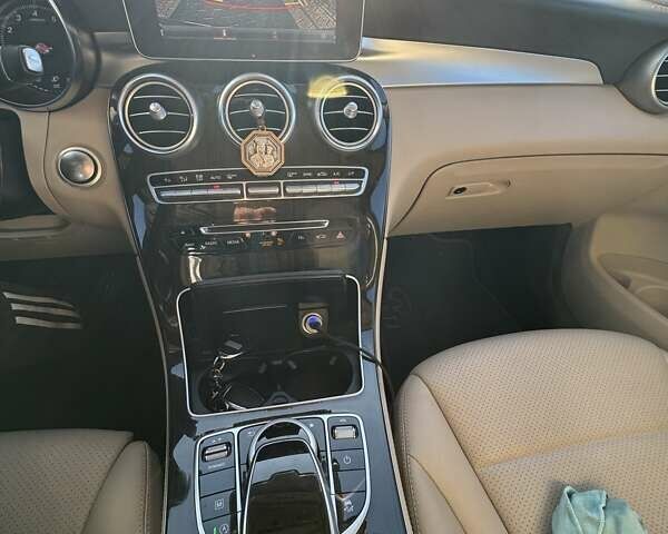 Коричневий Мерседес ГЛЦ-Клас, об'ємом двигуна 1.99 л та пробігом 135 тис. км за 30000 $, фото 23 на Automoto.ua