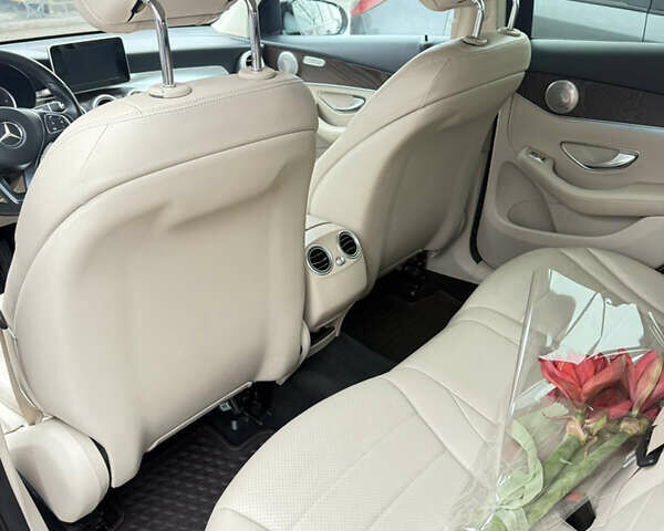 Коричневый Мерседес ГЛЦ-Класс, объемом двигателя 2.14 л и пробегом 126 тыс. км за 36000 $, фото 10 на Automoto.ua