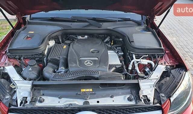 Мерседес ГЛЦ-Клас 2016 у Львові на Automoto.ua Червоний Мерседес ГЛЦ-Клас, об'ємом двигуна 2 л та пробігом 125 тис. км за 22500 $, фото 22 на Automoto.ua