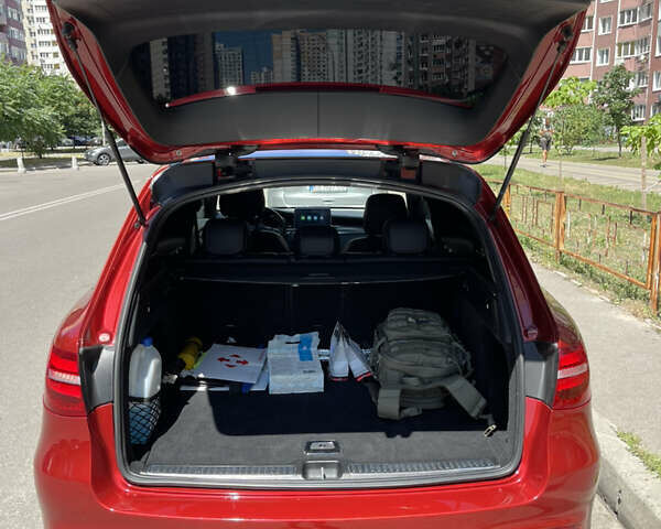 Червоний Мерседес ГЛЦ-Клас, об'ємом двигуна 2 л та пробігом 93 тис. км за 25000 $, фото 4 на Automoto.ua