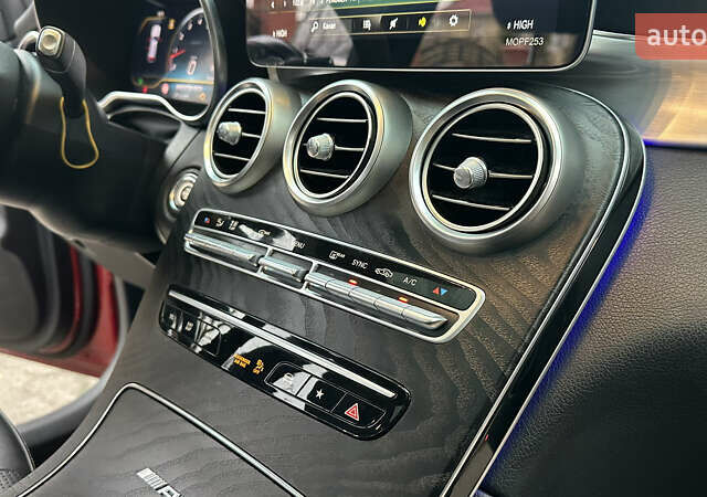 Червоний Мерседес ГЛЦ-Клас, об'ємом двигуна 3.98 л та пробігом 65 тис. км за 65000 $, фото 10 на Automoto.ua