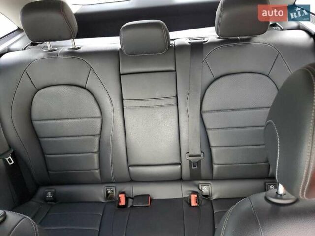 Червоний Мерседес ГЛЦ-Клас, об'ємом двигуна 2 л та пробігом 105 тис. км за 16600 $, фото 9 на Automoto.ua