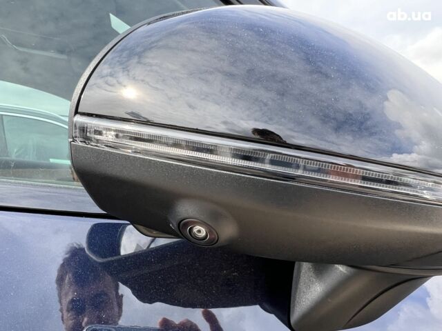 Мерседес ГЛЦ-Клас, об'ємом двигуна 2 л та пробігом 1 тис. км за 90746 $, фото 22 на Automoto.ua