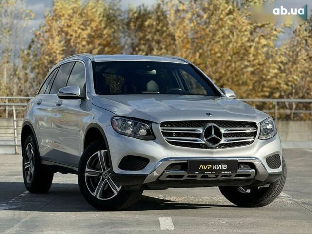Мерседес ГЛЦ-Класс, объемом двигателя 2 л и пробегом 23 тыс. км за 29900 $, фото 4 на Automoto.ua