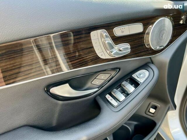 Мерседес ГЛЦ-Класс, объемом двигателя 2 л и пробегом 218 тыс. км за 22900 $, фото 16 на Automoto.ua