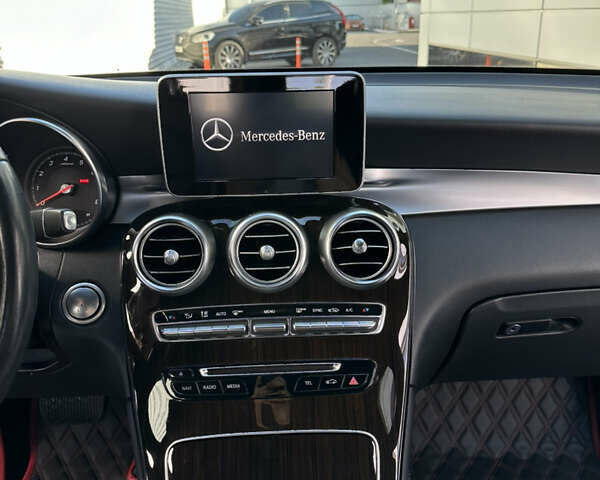 Мерседес ГЛЦ-Клас, об'ємом двигуна 2 л та пробігом 110 тис. км за 24300 $, фото 3 на Automoto.ua