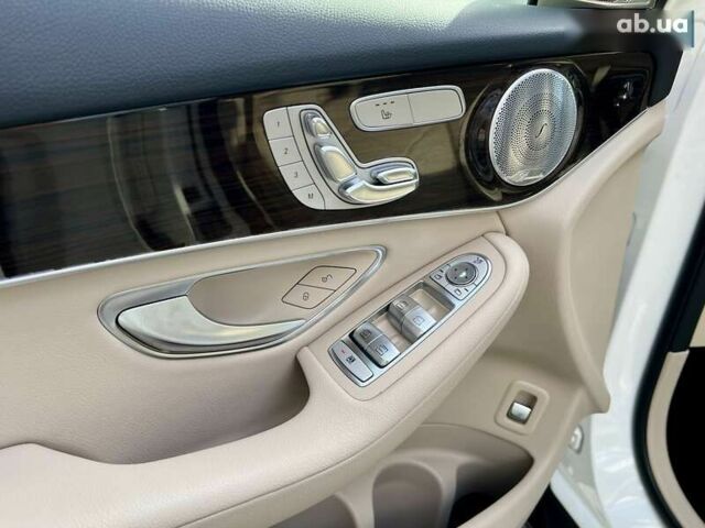 Мерседес ГЛЦ-Класс, объемом двигателя 2 л и пробегом 94 тыс. км за 29900 $, фото 16 на Automoto.ua