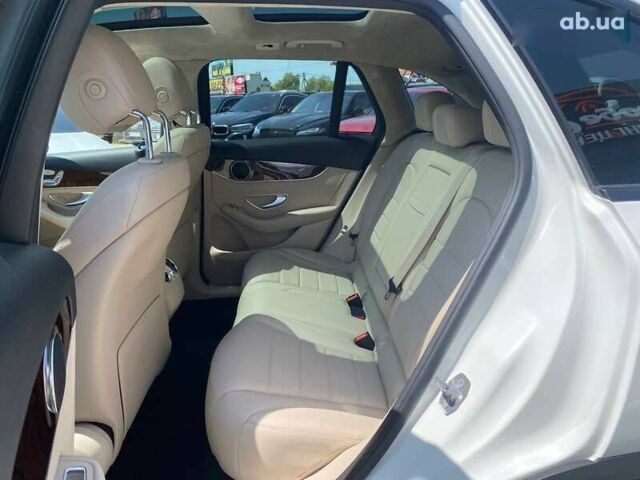 Мерседес ГЛЦ-Класс, объемом двигателя 2 л и пробегом 53 тыс. км за 33500 $, фото 20 на Automoto.ua