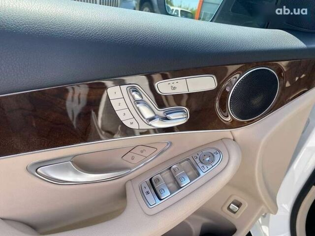 Мерседес ГЛЦ-Класс, объемом двигателя 2 л и пробегом 53 тыс. км за 33500 $, фото 12 на Automoto.ua