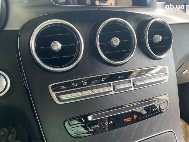 Мерседес ГЛЦ-Клас, об'ємом двигуна 2 л та пробігом 58 тис. км за 29999 $, фото 25 на Automoto.ua