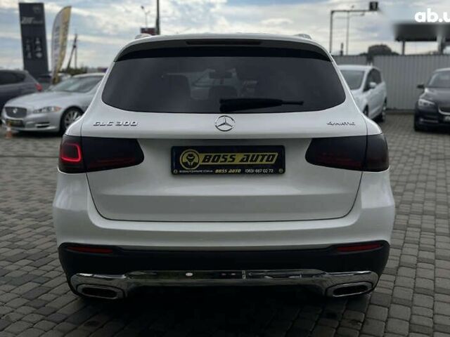 Мерседес ГЛЦ-Класс, объемом двигателя 2 л и пробегом 52 тыс. км за 34200 $, фото 5 на Automoto.ua