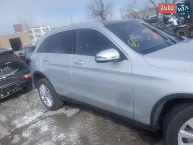 Мерседес ГЛЦ-Класс, объемом двигателя 2 л и пробегом 85 тыс. км за 26999 $, фото 3 на Automoto.ua
