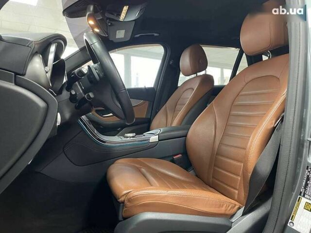 Мерседес ГЛЦ-Класс, объемом двигателя 2 л и пробегом 46 тыс. км за 31490 $, фото 24 на Automoto.ua
