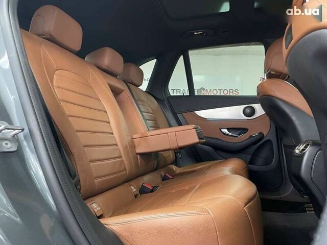 Мерседес ГЛЦ-Класс, объемом двигателя 2 л и пробегом 46 тыс. км за 33990 $, фото 28 на Automoto.ua