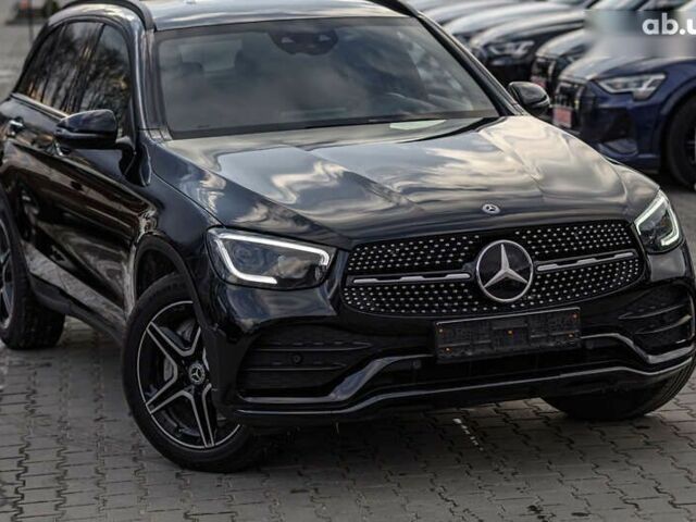 Мерседес ГЛЦ-Клас, об'ємом двигуна 2 л та пробігом 49 тис. км за 49990 $, фото 3 на Automoto.ua