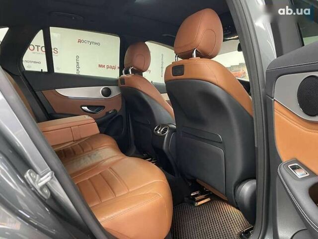 Мерседес ГЛЦ-Класс, объемом двигателя 2 л и пробегом 46 тыс. км за 31490 $, фото 29 на Automoto.ua