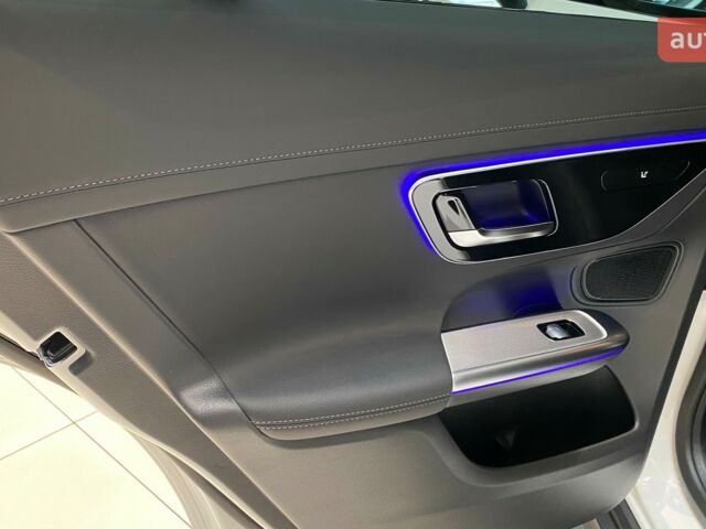 купити нове авто Мерседес ГЛЦ-Клас 2025 року від офіційного дилера Mercedes-Benz на Набережній Мерседес фото