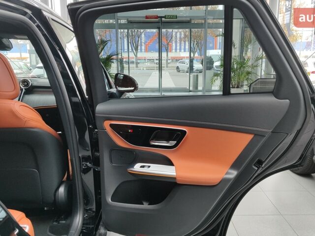 Мерседес ГЛЦ-Класс, объемом двигателя 1.99 л и пробегом 0 тыс. км за 76043 $, фото 27 на Automoto.ua