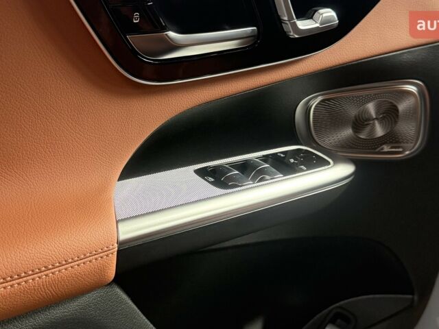 купити нове авто Мерседес ГЛЦ-Клас 2025 року від офіційного дилера Mercedes-Benz на Набережній Мерседес фото