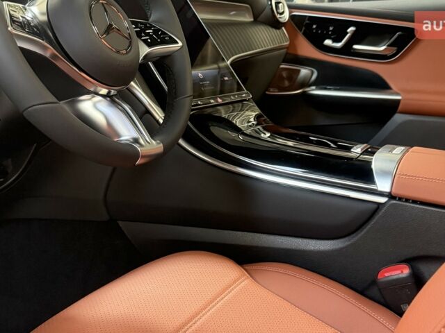 купити нове авто Мерседес ГЛЦ-Клас 2025 року від офіційного дилера Mercedes-Benz на Набережній Мерседес фото