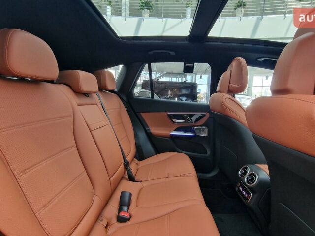 Мерседес ГЛЦ-Класс, объемом двигателя 1.99 л и пробегом 0 тыс. км за 84588 $, фото 23 на Automoto.ua