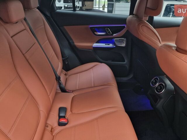 Мерседес ГЛЦ-Класс, объемом двигателя 1.99 л и пробегом 0 тыс. км за 82133 $, фото 16 на Automoto.ua