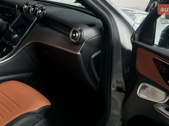 купити нове авто Мерседес ГЛЦ-Клас 2025 року від офіційного дилера Mercedes-Benz на Набережній Мерседес фото