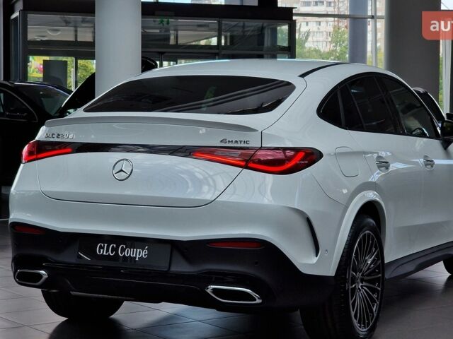 Мерседес ГЛЦ-Класс, объемом двигателя 1.99 л и пробегом 0 тыс. км за 96218 $, фото 2 на Automoto.ua