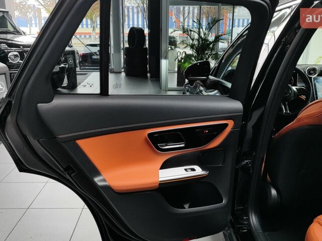 Мерседес ГЛЦ-Класс, объемом двигателя 1.99 л и пробегом 0 тыс. км за 76043 $, фото 24 на Automoto.ua